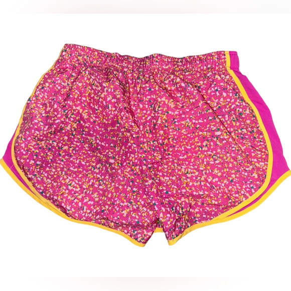 Nike Women’s Running Shorts Size M - Picture 2 of 4